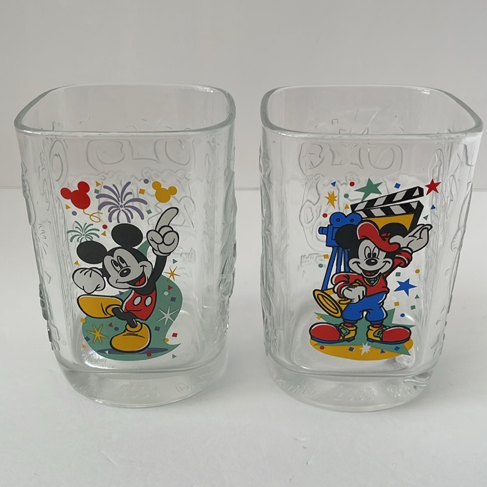 Disney Collector Glasses from the Year 2000 - Picture 1 of 16